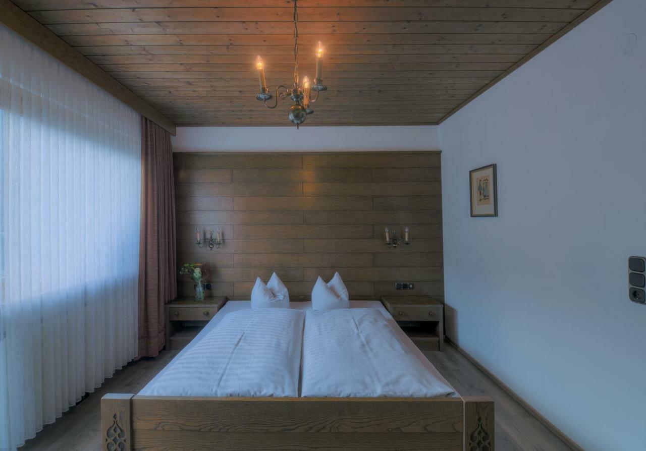 Landhaus Zum Griena Mayrhofen Exterior photo
